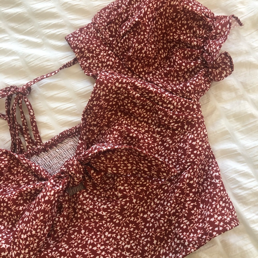 Floral summer crop top-never worn.